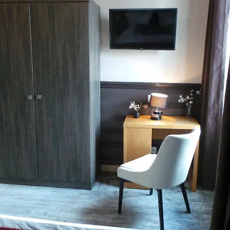 Hotel Relais Du Postillon Antibes