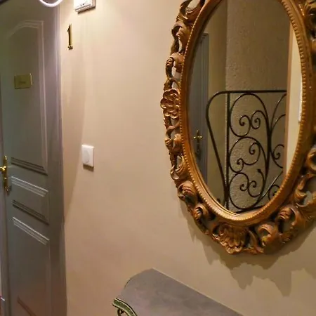 Hotel Relais Du Postillon Antibes