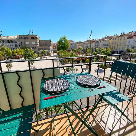 Relais Du Postillon 3*