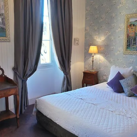 Relais Du Postillon 호텔 앙티브