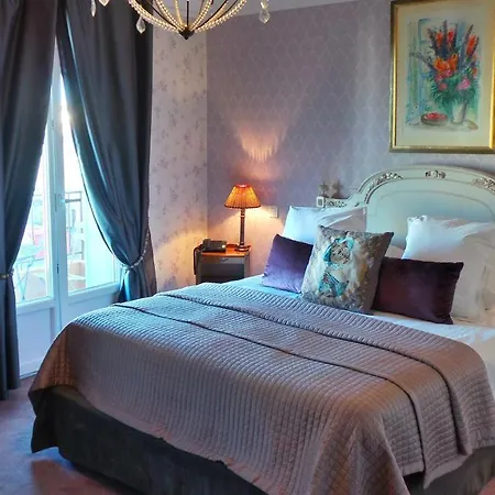 Hotel Relais Du Postillon Antibes