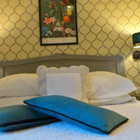 Relais Du Postillon 호텔