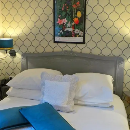 Relais Du Postillon 호텔 앙티브