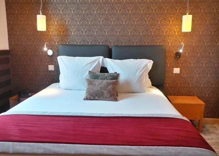 מלון Relais Du Postillon 3*