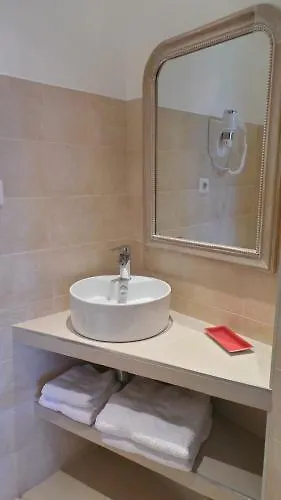 מלון Relais Du Postillon אנטיב