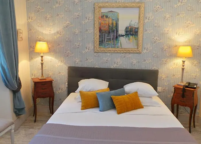 Relais Du Postillon Antibes