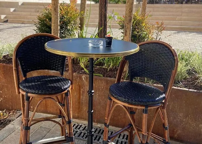 Relais Du Postillon 3* אנטיב